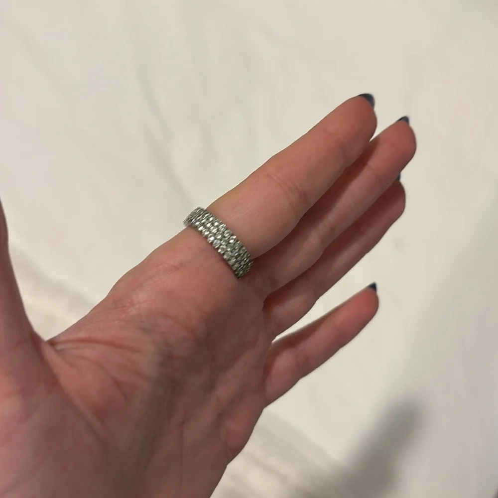 Ring - Picture 2 of 3